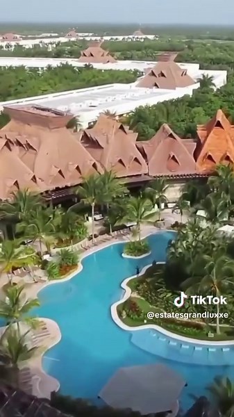 🌊 Discover the Magic of Riviera Maya 🌟 From serene beaches to gourmet dining, poolside relaxation to lush golf greens, Riviera Maya Resort is where paradise becomes your reality. ✨ Your ultimate getaway awaits. ✨ 🌴 Book now and let the journey begin! 🏖️ https://estatesgrandluxxe.com/ #RivieraMayaResort #LuxuryGetaway #VidantaExperience #estatesgrandluxxe #trending #ParadiseFound #TropicalEscape #trendingvideo#BeachVibes #LuxuryTravelGoals #TravelInStyle #DreamVacation #SunSandSea #ExclusiveR