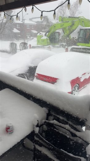 It’s officially the most snowfall Toronto has ever recorded in a single day.#Toronto #snowstorm #snow #torontolife #winter