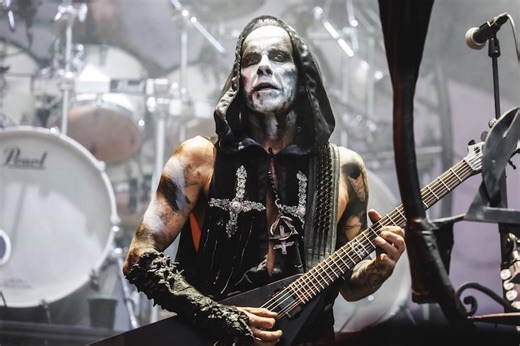 Behemoth: „The Return Of Darkness And Evil” Bathory hymnem Mystic Festival 2026