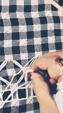 Hand embroidery stitches 🪡 Chicken scratch embroidery, Woven oval #aesthetic #diynstitch #sewing