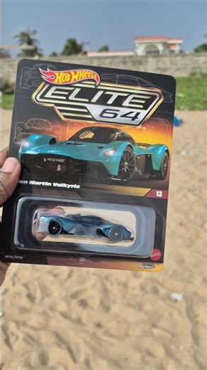Hot Wheels Elite 64 Aston Martin Valkyrie