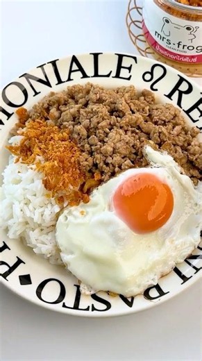 Simple Home-Style Meal: Stir-Fried Minced Pork with Soy Sauce and Fried Egg