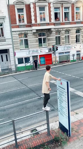 Thrilling Water Parkour Challenge in Hamburg