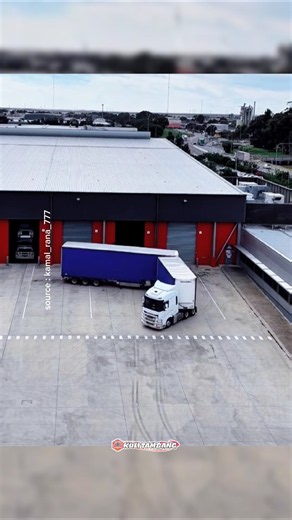 Epic truck driver skills: reversing calmly and with pinpoint precision #trending #viral