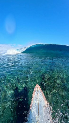 Dan Sinclair Surfing on Instagram: "Epic session at CLOUDBREAK this week! 💯🌊🏄‍♂️ SOOO Frothing to get some fun waves out here! I haven’t been surfing here much at all… 😎🌊🪸🏄‍♂️🏝️ I was lucky enough to meet some of you LEGENDS in the surf this week! SO epic!! Thanks for the support! If your coming to SURF in FIJI, message me and if you see me in the surf come and say hello!! CHYEEEWW!! 🌊🪸🏄‍♂️🥷 #surfing #surf #surfer #surfingfiji #fijislands #cloudbreak #tube #tavaruaisland #funsurf #ye