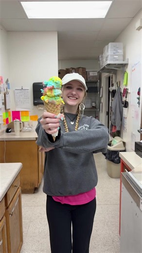 ✨Shabang✨ Want speedy service? Frosty Fare’s where you want to get your ice cream 😉 #icecream #fastservice #womenownedbusiness #fyp #FrostyFare