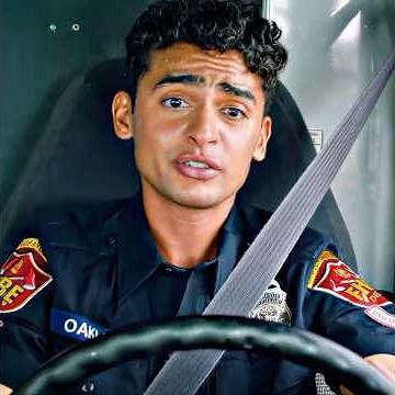 He became an undercover doctor! 🕵️ #movie #police #edit