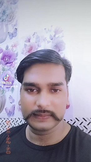 Exploring Floral Wallpaper Designs in Home Decor