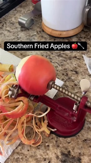 Southern Fried Apples 🍎🥄 This is one of those recipes that makes your whole house smell like fall. Simple, buttery, and straight-up Southern comfort food. Quick Recipe ⬇️ • 6–7 apples, peeled • ½ cup brown sugar • 1½ tsp cinnamon • 4 tbsp butter • 1 tsp vanilla • ¼ tsp salt • ½ tsp cornstarch Cook everything in a cast iron skillet on medium heat, stir until thick and tender. Perfect for breakfast, dessert, or as a side with pork chops. #Southerncooking #FriedApples #CastIronCooking #letsgetfoo