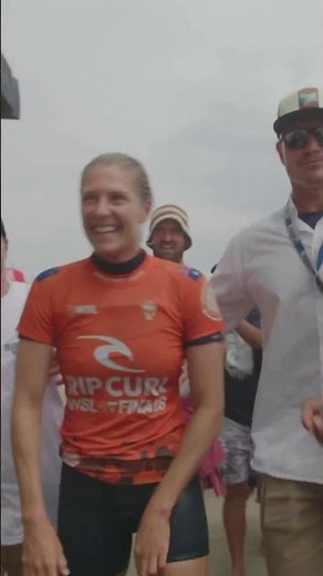 Stephanie Gilmore Won Her Record-Breaking 8th World Title At The Rip Curl WSL Finals 🏆