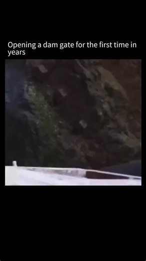 TechNovaVerse | Follow @tech.novaverse for daily content Dams are engineered barriers built across rivers to regulate water flow and store large volumes... | Instagram