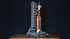 LEGO Icons 10341 NASA Artemis Space Launch System review