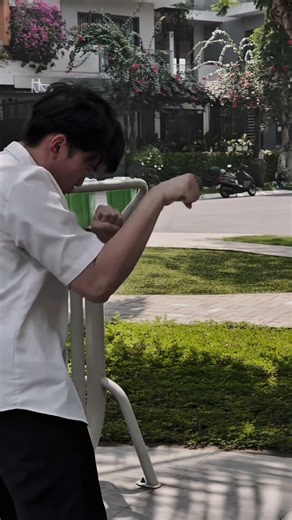 [BTS] My boyfriend in real life vs online. #winteams #couple #viral