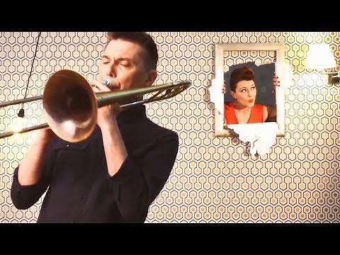 Robyn Bennett - I Wouldn't Change A Thing (Official Video)