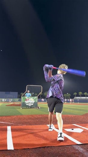 All the way to the 🌖 #teamrawlings #baseball