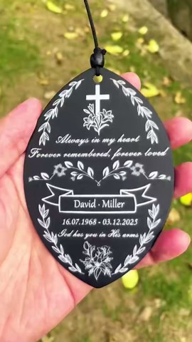 Personalized Memorial Wind Chimes, Sympathy Gift for Loss of Loved One, Bereavement Gift, Custom Name & Date, Outdoor Remembrance Decor