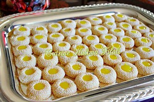 185K views · 14K reactions | حلوى اكتر من رائعة بمكونات بسيطة سهلة وسريعة التحضير تدوب في الفم | مطبخ حليمة الفيلالي Cuisine Halima Filali | Facebook