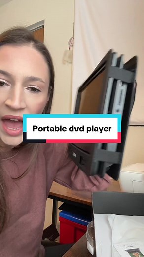 Top Features of the Best Portable DVD Player for Travel