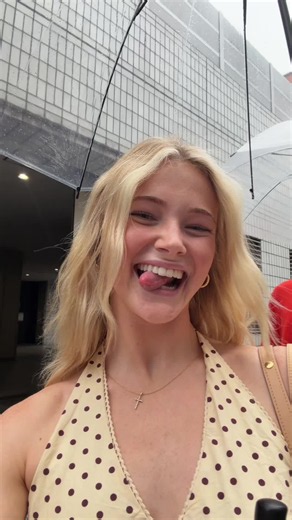 Japan Squad: Strolling Japan with Rylee Arnold