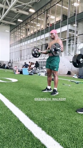 Another MASSIVE SEASON incoming for Kenneth Walker 😤 (🎥 @hawkmania4) | Seattle Seahawks on CBS Sports