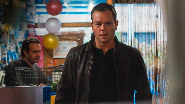 Jason Bourne starts the hunt - Jason Bourne (Matt Damon)