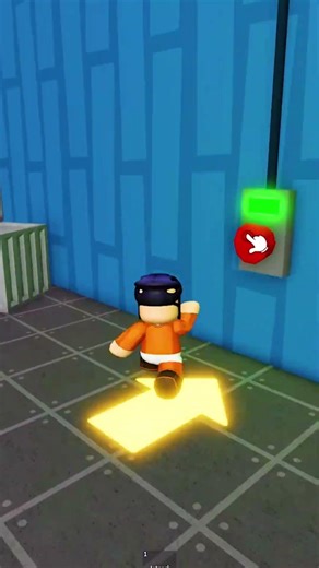 Jeffy vs police boy challenge 😍🤣 #roblox #shorts