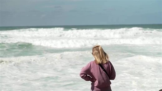 Huge swells and king tides battered some of Sydney's beaches causing closures, including at the popular Bondi Beach. | Reuters