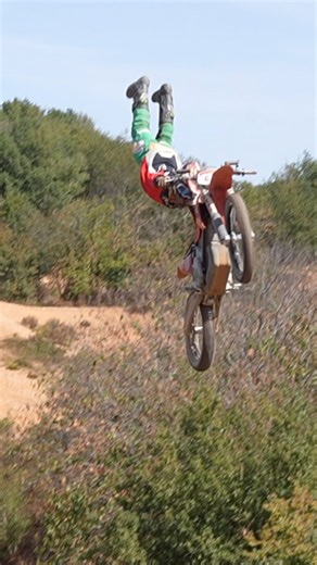 Fmx royal hills Godzilla jump ✊⚡️ #royalhills #freeride #starkvarg