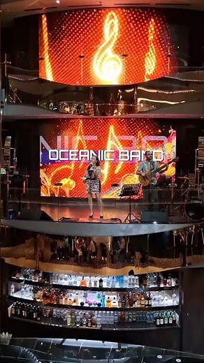 MSC Seashore’s Stunning Staircase & Live Entertainment ✨