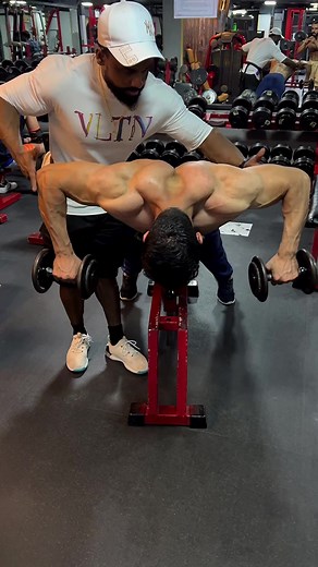 ‏Working muscles:- upper traps and rear delt🔥🔥🔥#samtrainer