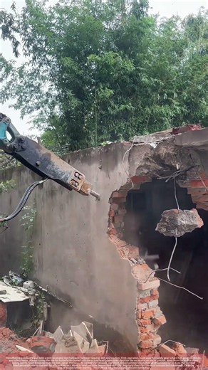 Precision Engineering in Structural Demolition