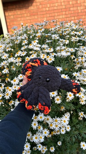 Crochet Spider Plushie: Handmade Spider, Spider Plushie, Spider Teddy, Chenille Yarn - Etsy