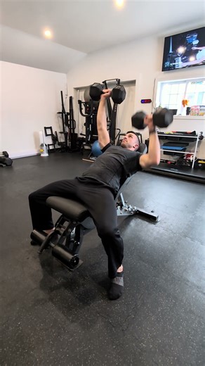 Alternating Dumbbell Chest Press (Top Hold)