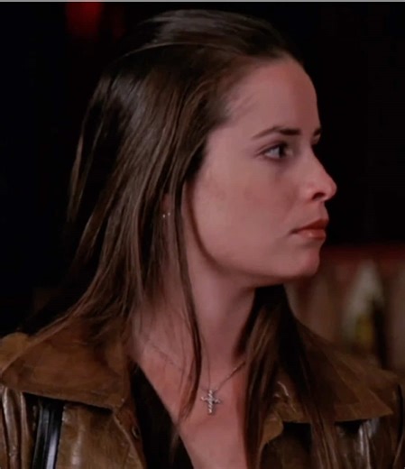 “So ?” 💆🏻‍♀️💥 Sorry for the repost hoping it won’t flop again 🥲 #charmed #piperhalliwell #hollymariecombs #fyp #viral