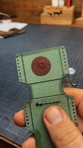 Making leather ZIPPO belt pouch🕯️ #leathercrafter | Leather Crafting House 2