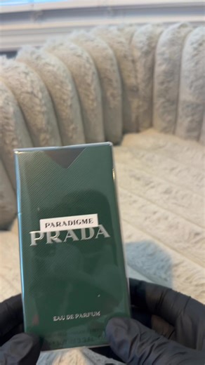 Prada Fragrance Review: A Year-Round Favorite