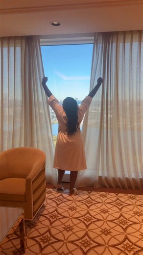 A nice getaway fit for a Queen! If your ever in Boston make sure to check on @Encore Boston Harbor! Hotel resort was absolutely big and beautiful. The room was everything!!! The restaurants was 10/10 and the casino was great! Definitely enjoy my stay!