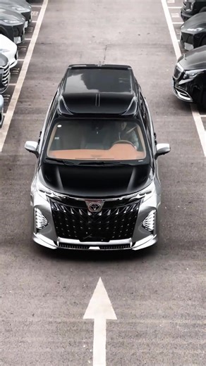 Toyota Sienna: 7-Seater Family Minivan Review