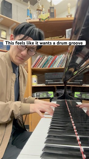 Original piano groove that feels like it wants to move. #piano#groovemusic#originalmusic#musicshorts