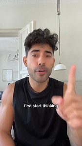 The difference between c’è and ce in italian 🇮🇹 #italian #language #languagelearning #italiano #learnitalian #parlaitaliano #hablaitaliano #speakitalian #italianforbeginners #aprenderitaliano #italianlanguage #onthisday | Italianteachertony