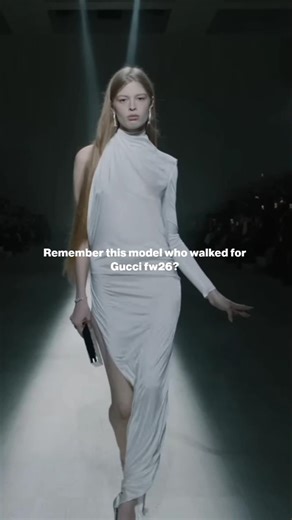 When Elon Musk's daughter walked for Gucci#fashion #catwalktour #runway #catwalk #hautemuse