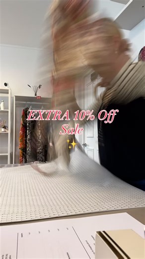 Our EXTRA 10% OFF the sale is going well! ❤️ LOVED packing your goodies today! Grab a bargain! 🫶🎀 ✨ | The White Room