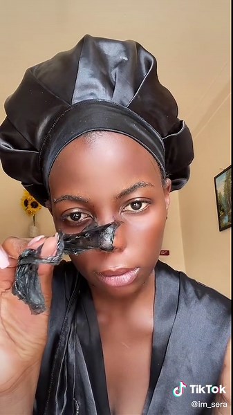 How to Use Black Mask for Blackheads Removal at Home