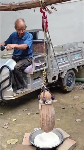 Clever kneading process of dough using creative machines