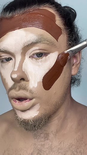 Had to try @jordyn’s Viral Contour Routine AGAIN because y’all said I did it wrong! ✨ What do we think? Would y’all try this contouring hack? 💄 @William Stark #makeup #makeuphacks #fyp #viral