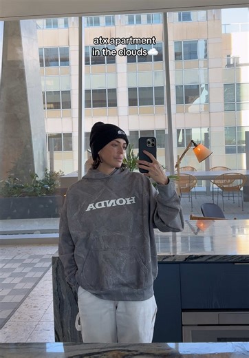 Explore Highrise Apartments Starting at $2,600