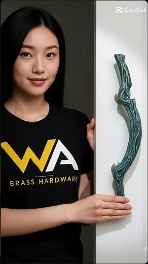 “Elegannya Motif Kayu! Handle Pintu Kuningan 52 cm yang Wajib Kamu Punya!” #gagangpintu #handlepintu