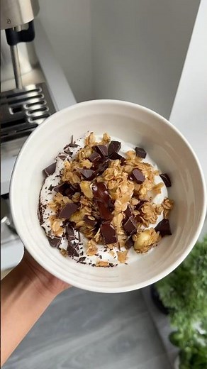 banana chocolate popcorn yogurt bowl