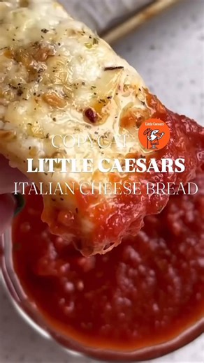 Anne | Food & Opinions on Instagram: "Copycat Little Caesars Italian Breadsticks Ingredients 1 can pizza dough 3 tbsp butter 1 ½ tbsp minced garlic ½ cup grated parmesan cheese 2 ½ cups shredded mozzarella cheese 2 tsp Italian seasoning Instructions Preheat your oven to 400 degrees F. If you’re using store-bought dough, follow the package instructions. If you’re feeling adventurous, try making your own pizza dough. Line a baking sheet with a piece of parchment paper. Roll out the pizza dough app