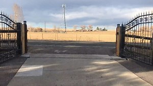 Watch Heavy-Duty Dual Automatic Gate Opener Kit Automatic Gate Operator on Amazon Live